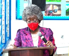 Professor Afua Hesse, President of the Accra College of Medicine, addressing some students of the Roman Ridge School during the workshop Professor Afua Hesse, President of the Accra College of Medicine, addressing some students of the Roman Ridge School during the workshop